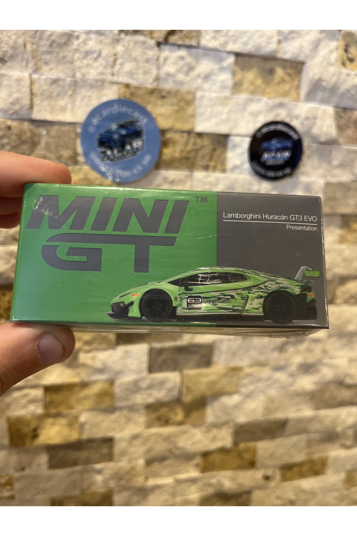 ミニカー MINI GT LBWK 190 Lamborghini Huracan MINIGT.com – Welcome to the World of 1:64!