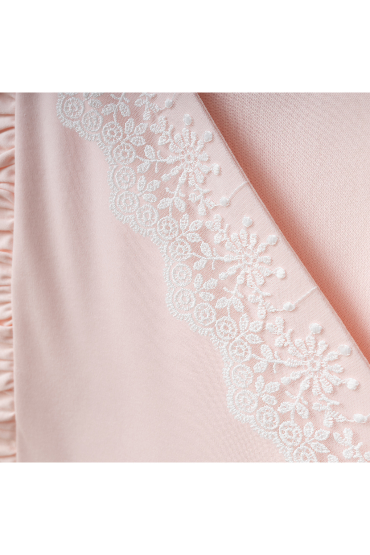 Mert Baby Laura Dantel ve Fırfır Detaylı 3'lü Organik Hastane Çıkış Seti %100 Pamuk Yenidoğan Kız Bebek fotoğrafı 5 (önizleme)