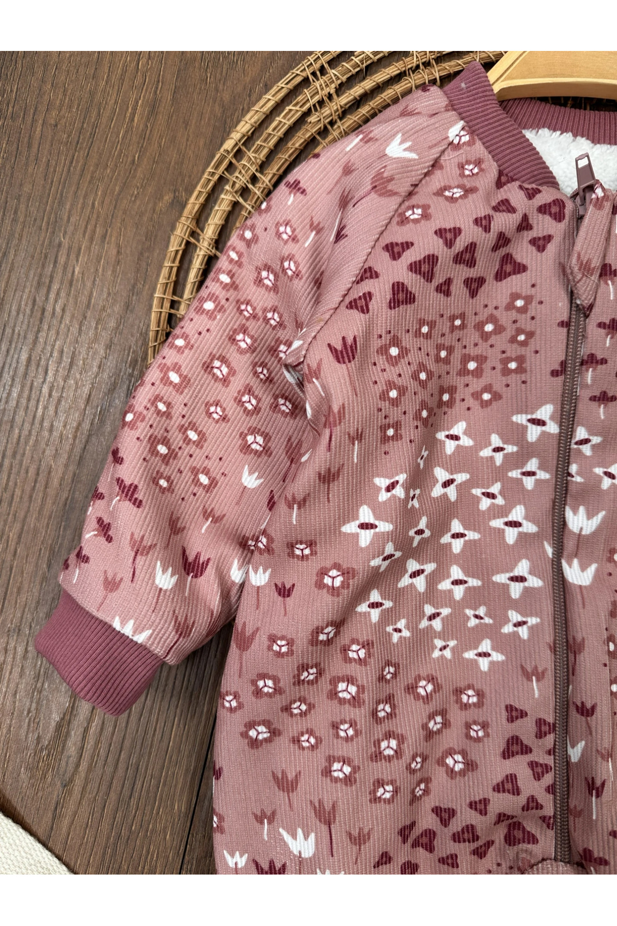 Bolly Baby Çiçek Desenli İçi Wellsoft Kürklü Fermuarlı Kışlık Kız Bebek Tulum fotoğrafı 5 (önizleme)