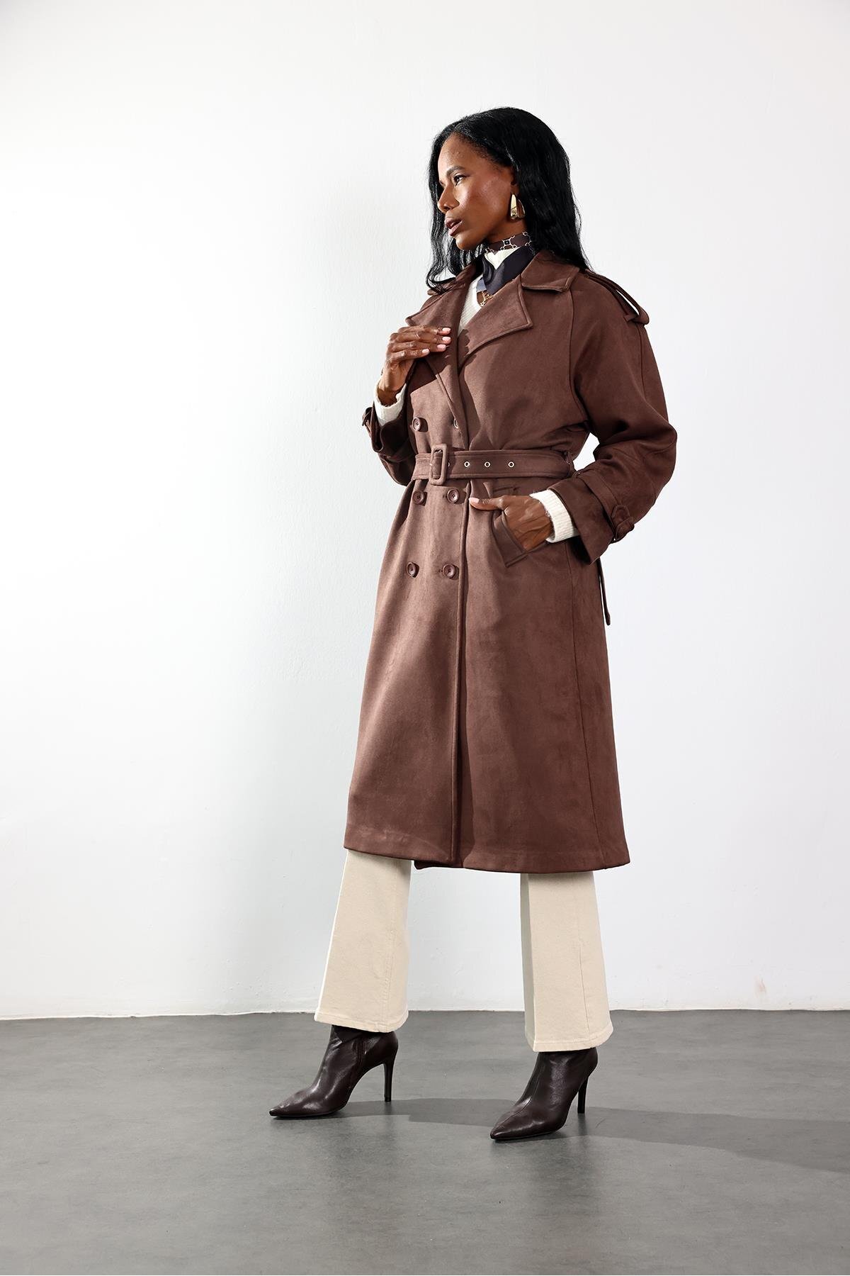 5in1Canpolat  Kahverengi Kruvaze Yaka Süet Kaban 9608 - Görsel 3