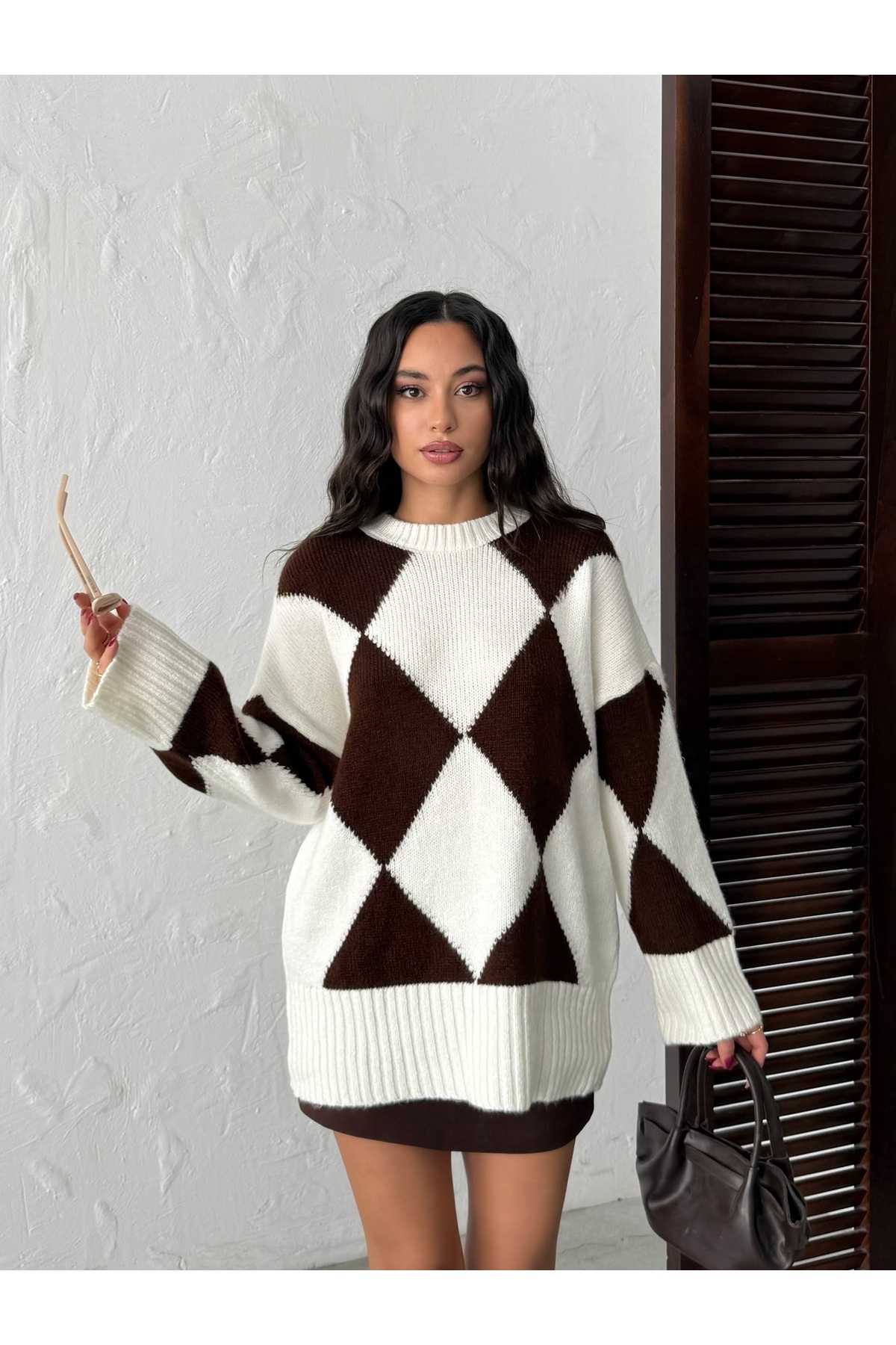 BEJNA Жіночий коричневий светр оверсайз з геометричним візерунком