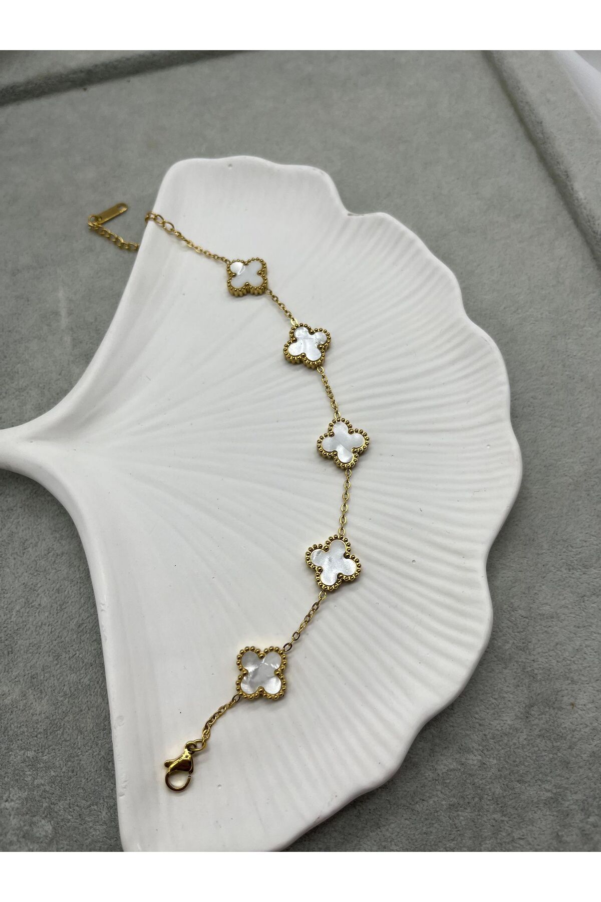 Vi store Çelik Beyaz Sedefli Çelik Kolye