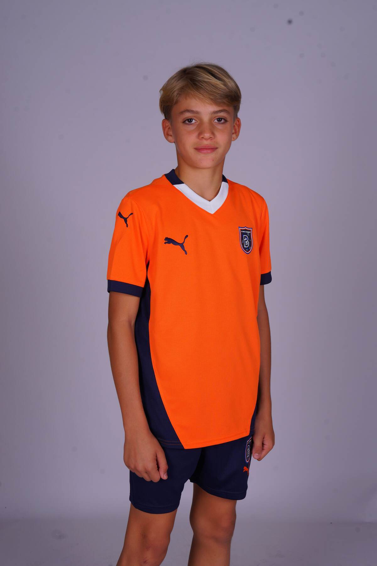 İstanbul BFK Store Başakşehir FK Çocuk Forması 2024/25 Sezonu İç Saha