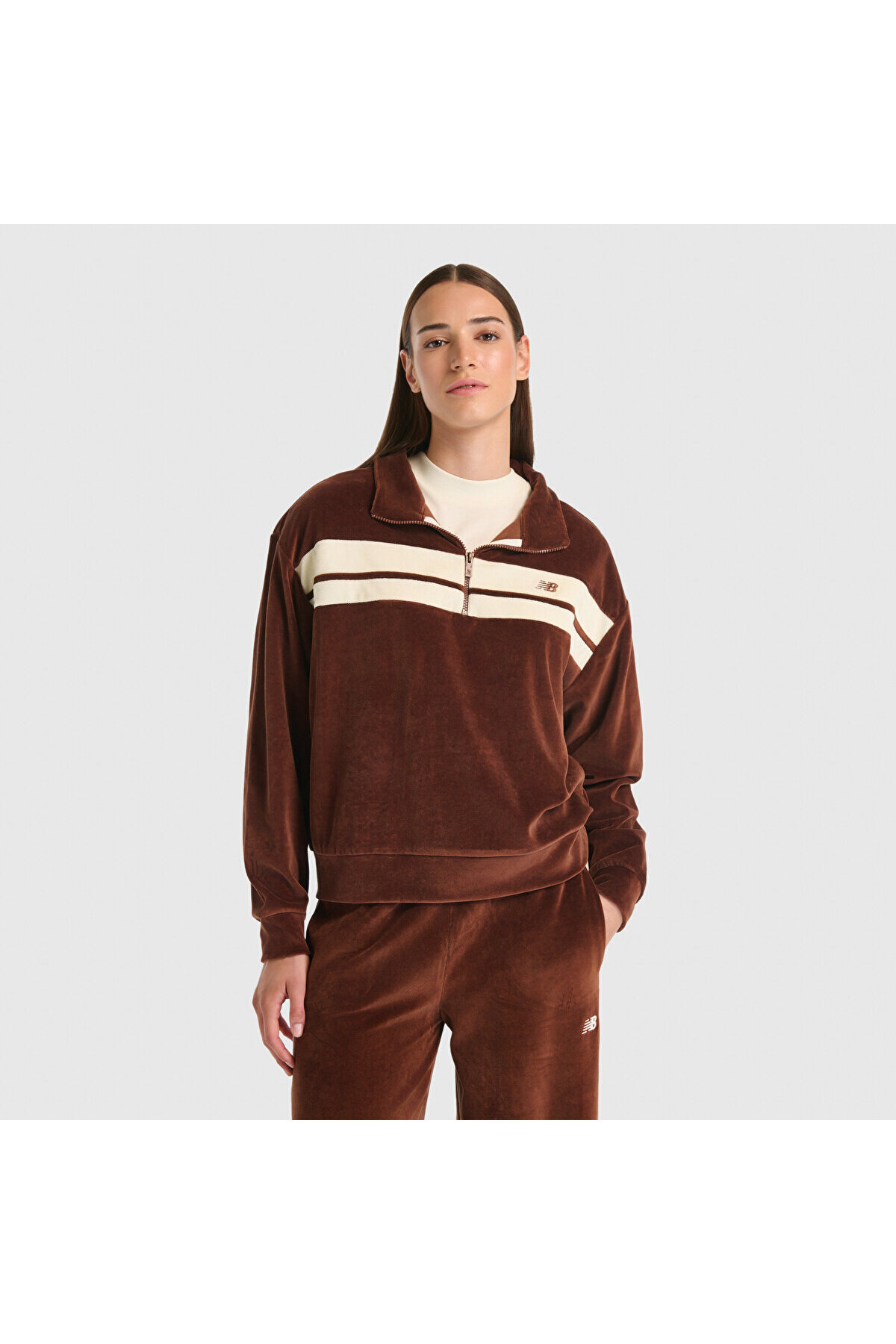 New Balance WNC3551 Kahverengi Kadın Sweatshirt görsel 2