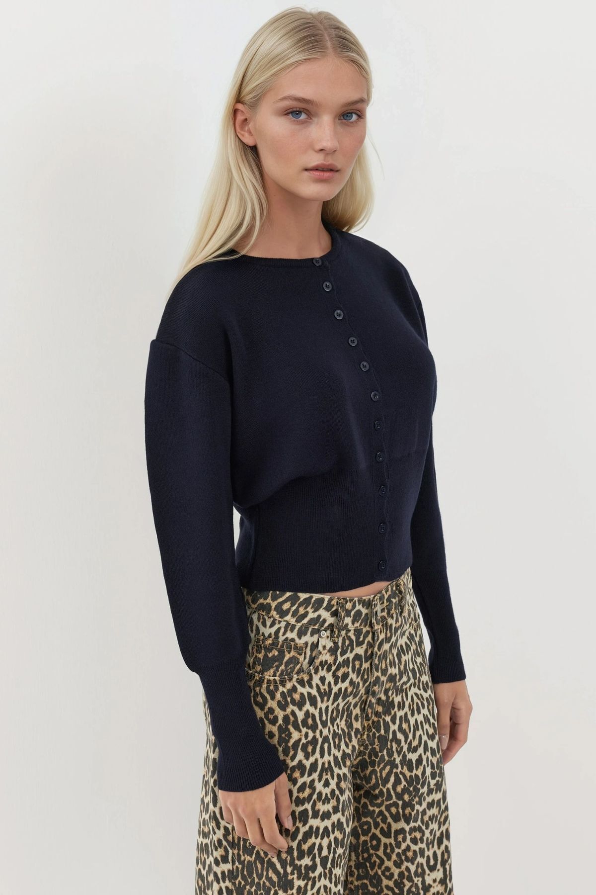 Hiccup Slim Fit Yuvarlak Yaka Örgü Hırka görsel 2