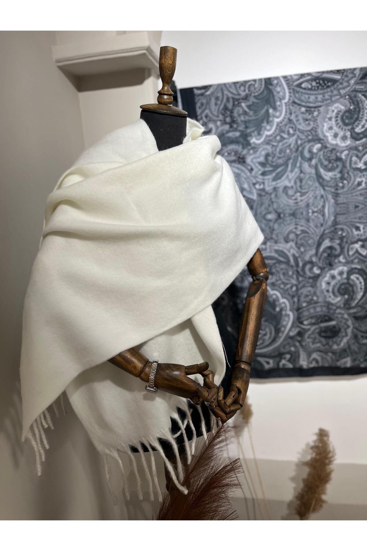 Puffy Shawl Soft Textured Shoulder Shawl - Ecru