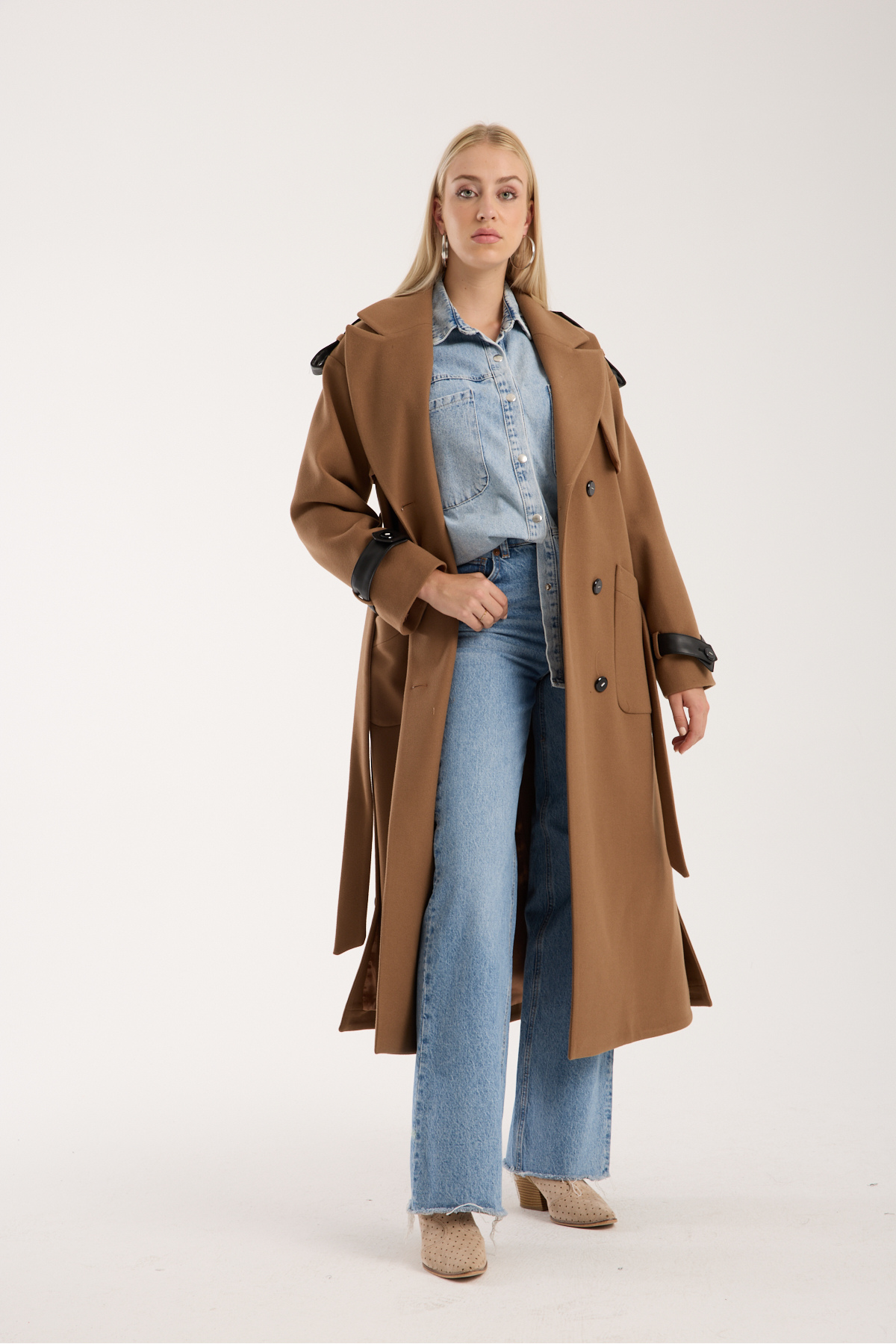 ŞEYDA ERTEM  KAHVERENGİ DERİ DETAYLI YÜNLÜ KAŞE UZUN MANTO - Görsel 8