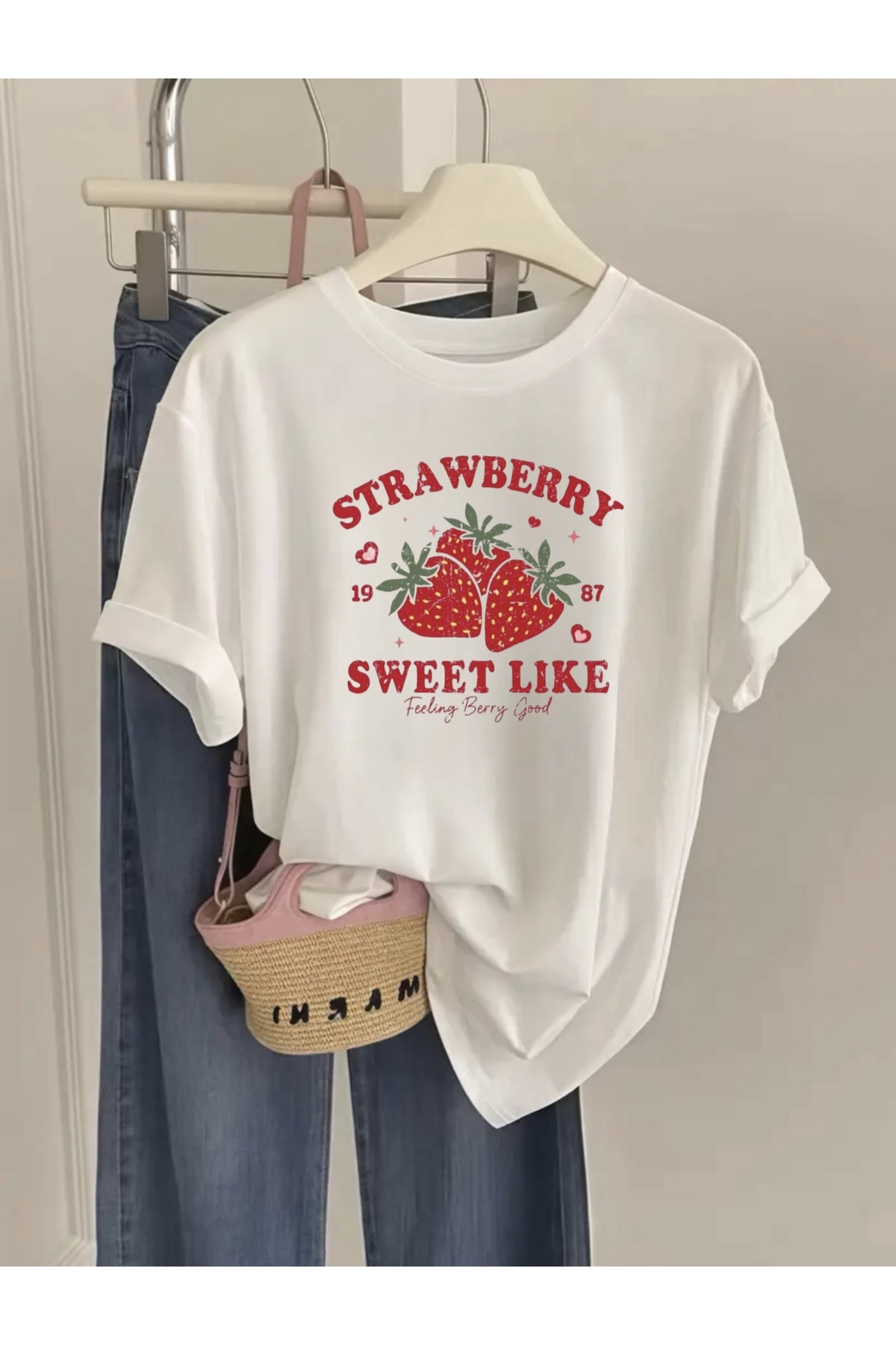 FUFLUNS STRAWBERRY SWEET LIKE BASKILI OVERSİZE BİSİKLET YAKA T-SHİRT