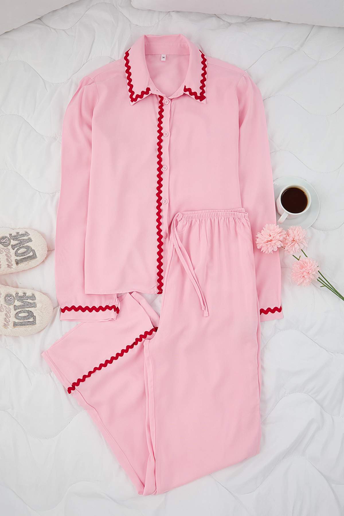 Trendyolmilla  Pembe Şerit Detaylı Viskon Dokuma Pijama Takımı THMAW26PT00144 - Görsel 6