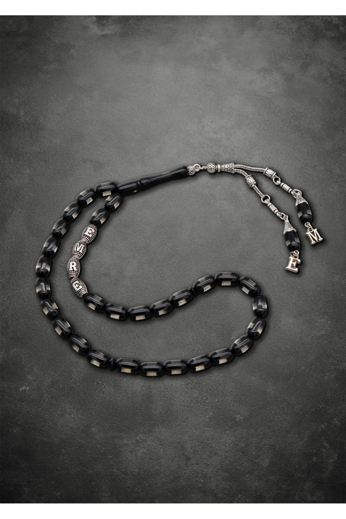 QELA COLLECTION Erkek Toz Sürmeli Kehribar Tespih – El Yapımı & Özel Ahşap Kutulu Hediyelik