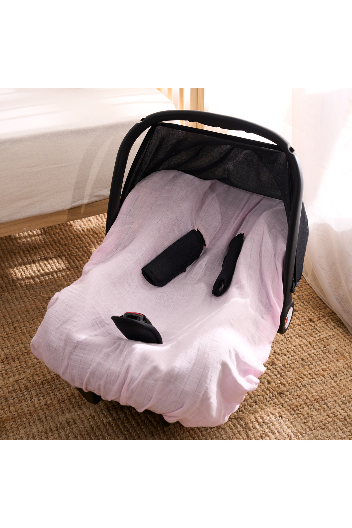 SALLHOMEE Sallhome Ceylan Desenli Pembe Puset Takımı – Ponponlu Örtü ve Minder Seti fotoğrafı 4 (önizleme)