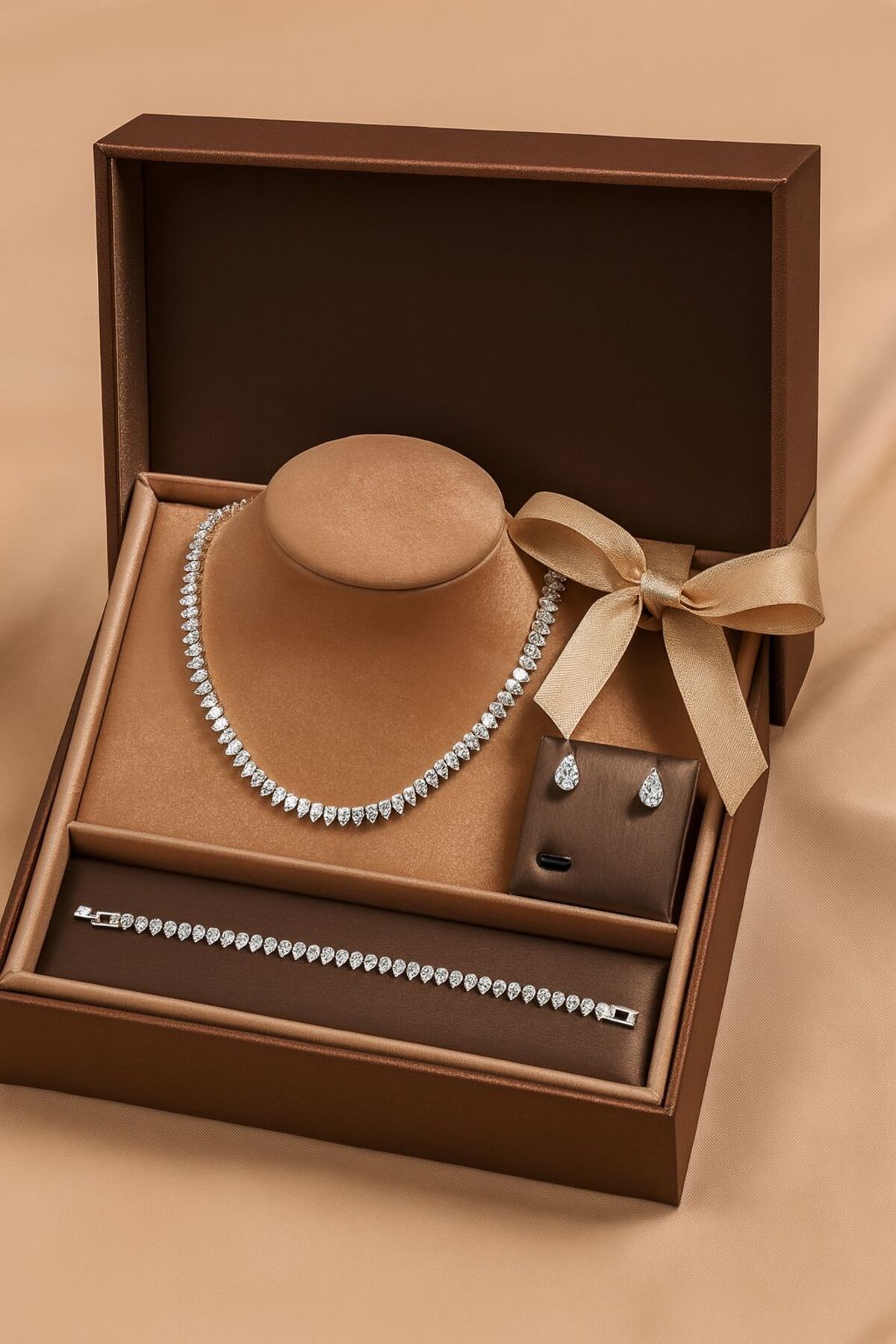 VİYA Elena Zirkon Taşlı Kolye Küpe Bileklik Düğün Seti