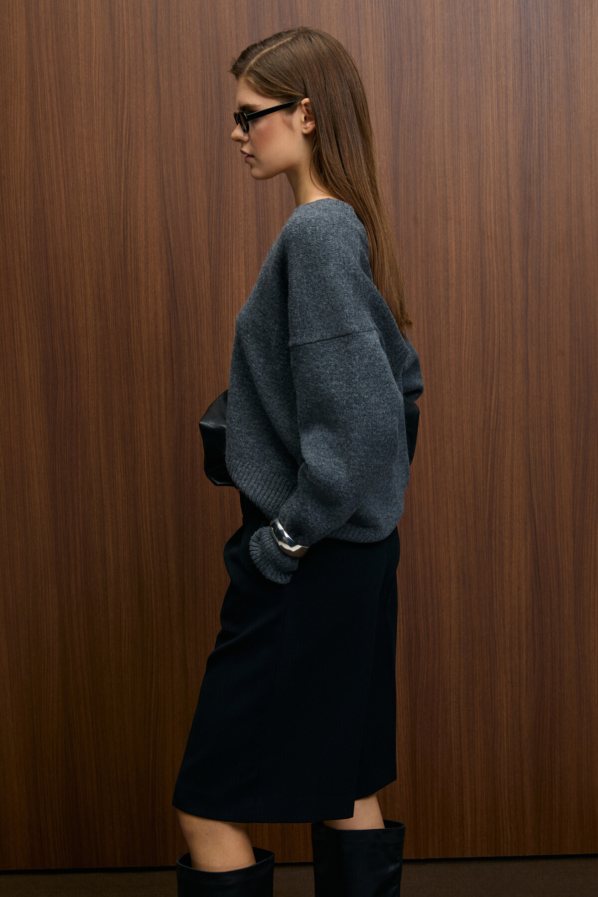 GRIMELANGE  NORSHA Kadın V Yaka Yumşak Dokulu Relaxed Fit Triko Antrasit Kazak - Görsel 5