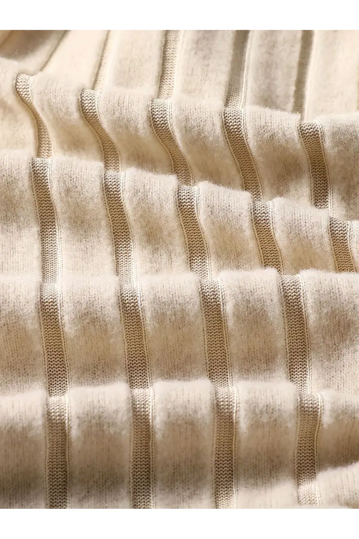 Wild Flower  Yuvarlak Yaka Drapeli Uzun Kollu Triko Bluz – Tesettür Uyumlu Şık Kadın Üst - Görsel 5