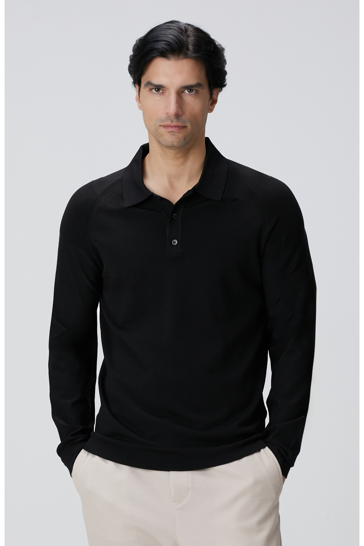 نتورک لباس بافتنی مشکی