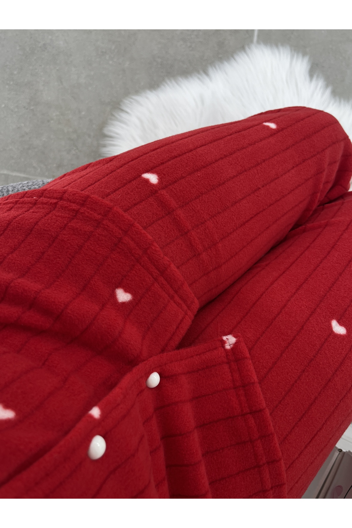 Lena Homewears  Kırmızı Dreams İç Çamaşırlı Kalp Desenli Düğmeli Polar Pijama Takımı - Görsel 7