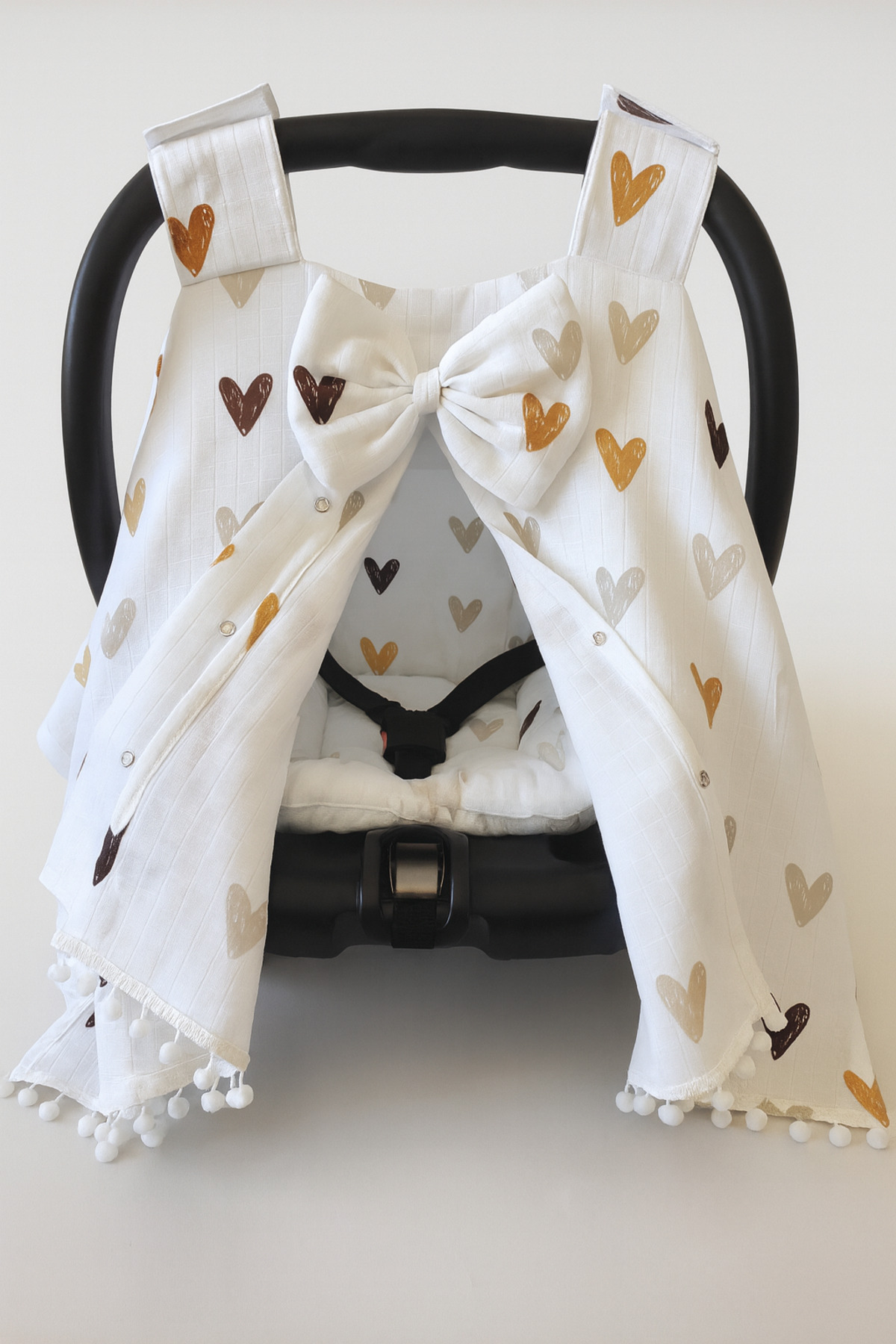 nelcollection Müslin Puset Örtüsü ve Anakucağı Minderi, 2'li Set, Önlük Hediyeli, %100 Pamuk Kumaş, Kalp Desenli fotoğrafı 5 (önizleme)