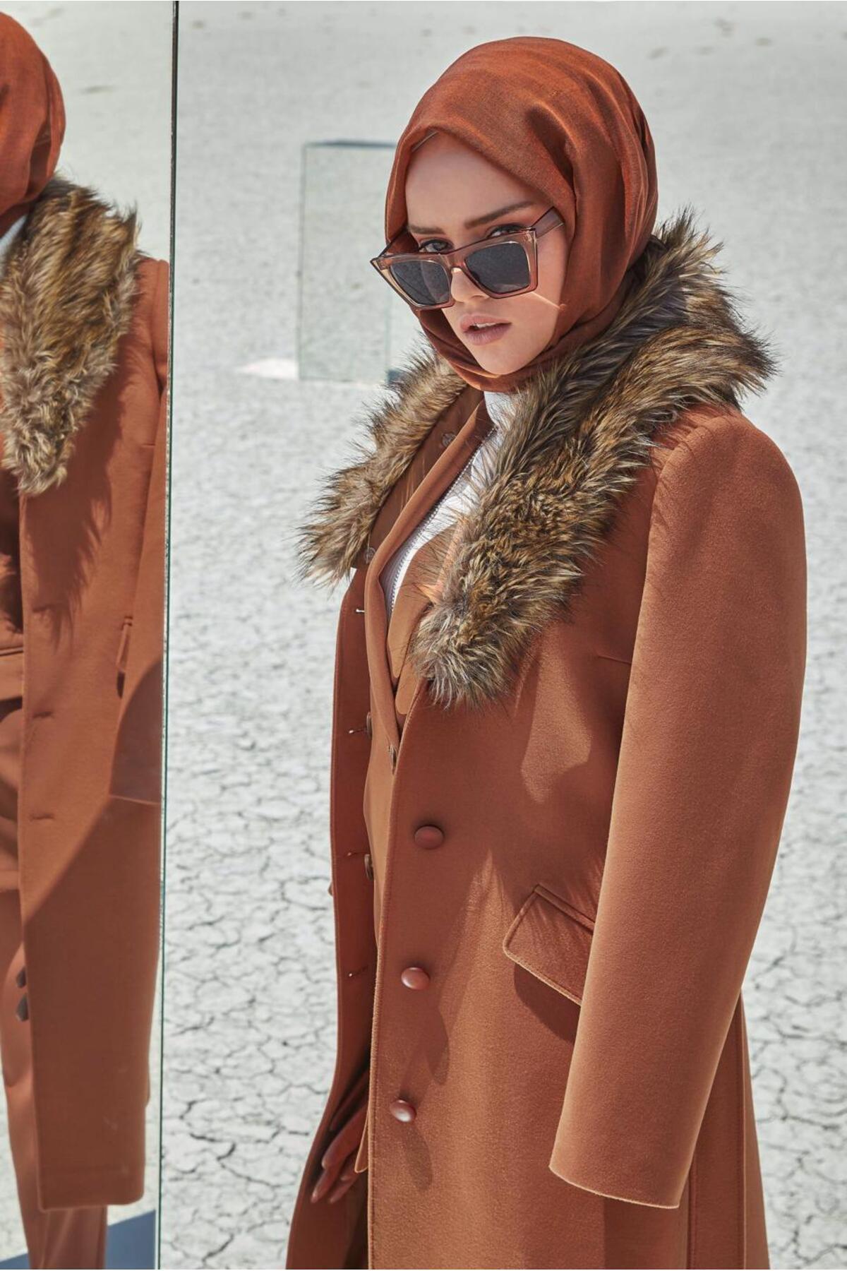 آلوینا کت دکمه‌دار خزدار ۹۰۰۳۲