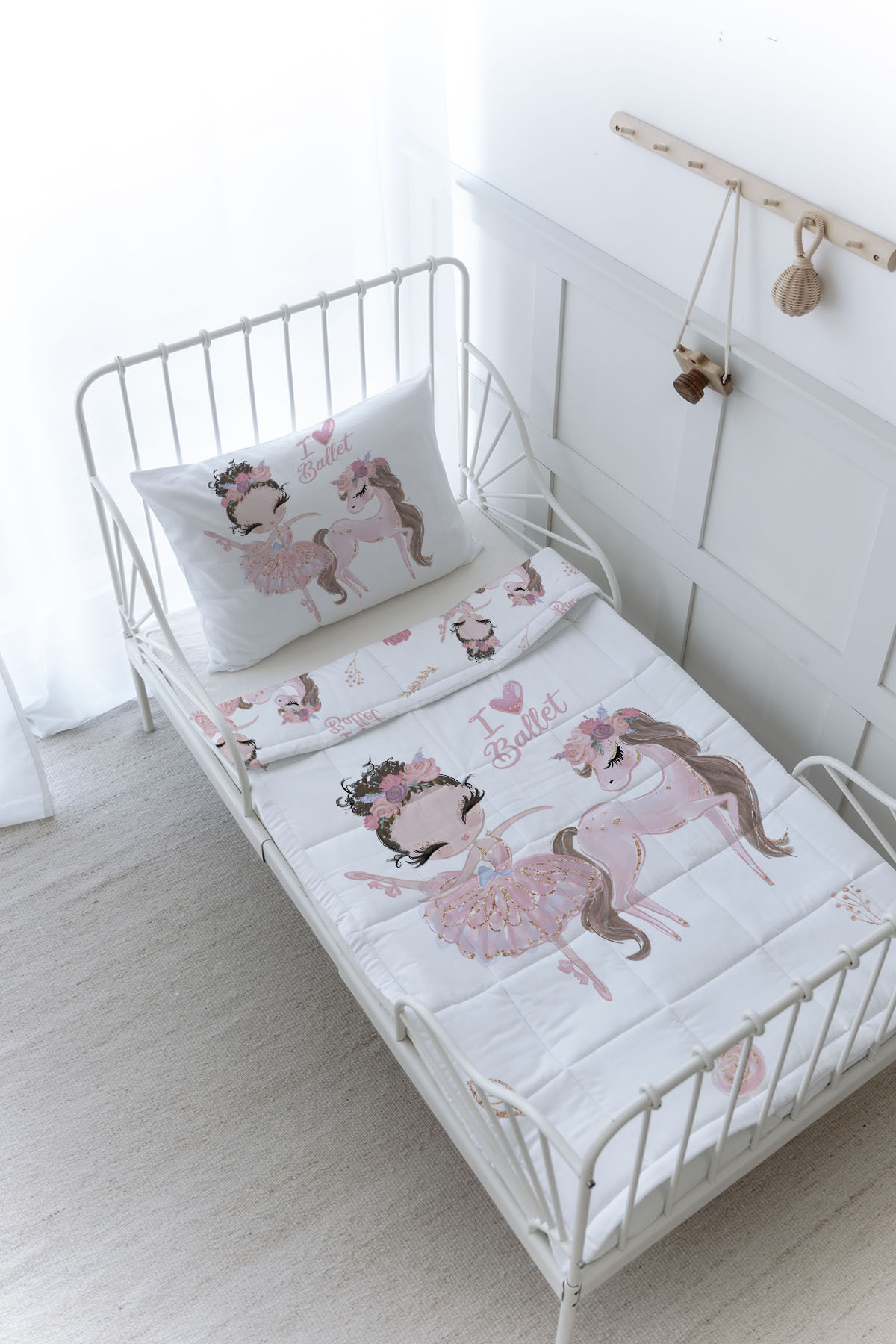 Tuğba Kuğu Organik Baskılı Montessori (100x200) Yorgan Seti - For Baby Serisi - Pembe Tütülü Balerin Ve Unicorn