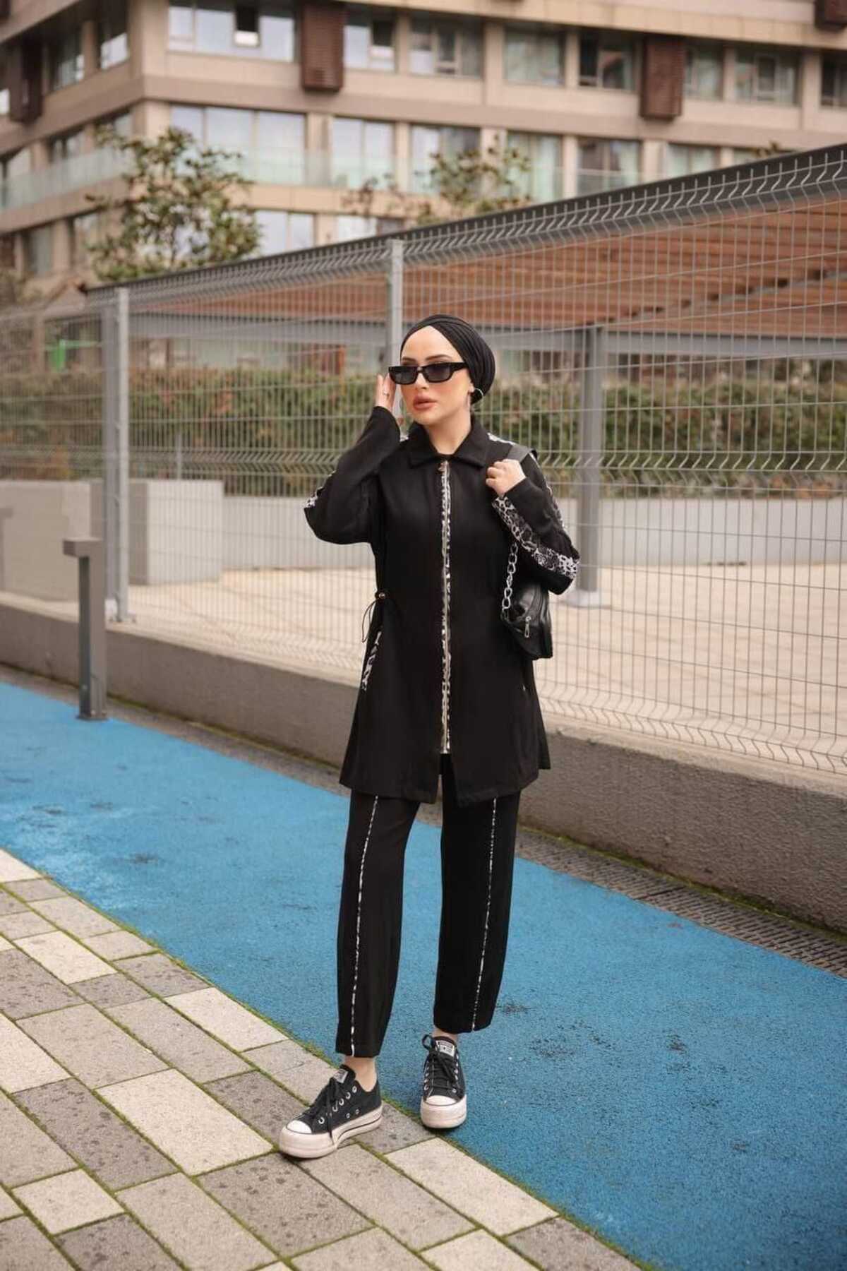 Tesettür Eşofman Takım Oversize 2’li – Leopar Detaylı