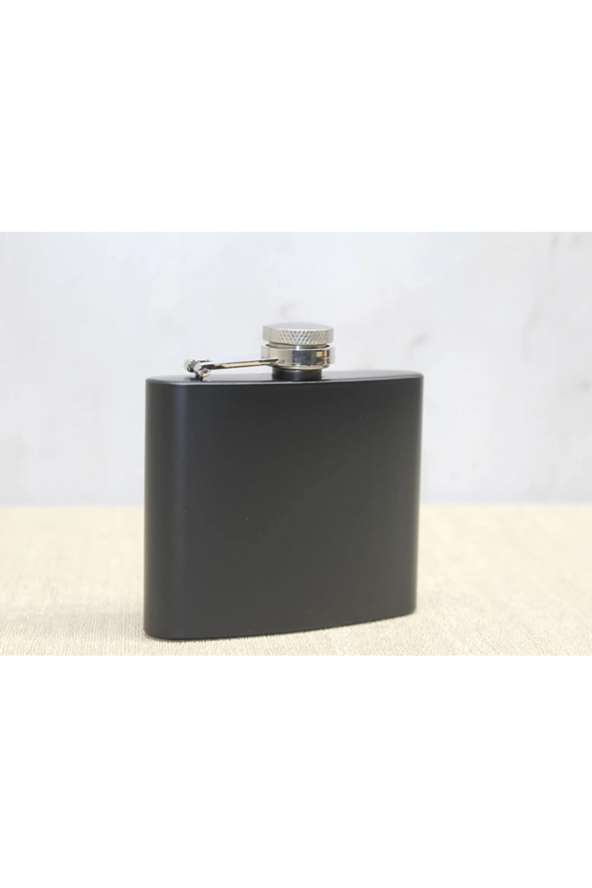 HAYAT STORE Tekli Siyah 5 Oz Matara Alk3898 ( Lisinya )