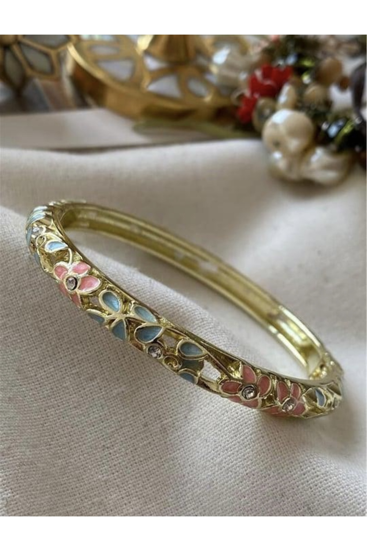 Genel Markalar  3'lü Mineli Klasik Kelepçe Seti: "Kış Bahçesi" - Görsel 4