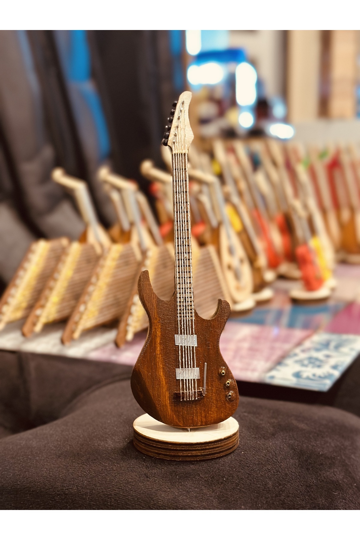 MİNYATÜR Elektro Gitar (15.5 cm)