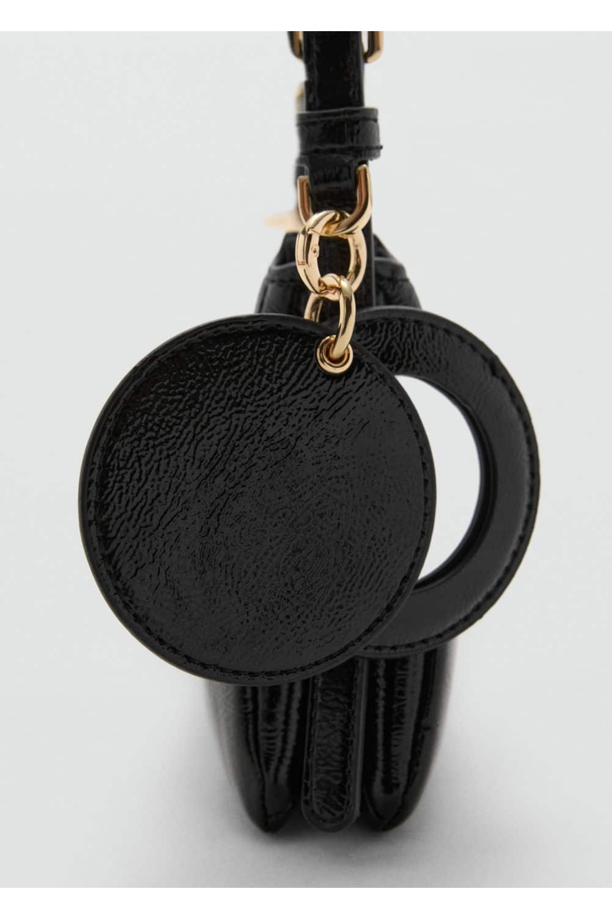 کیف دوشی MANGO با روکش براق