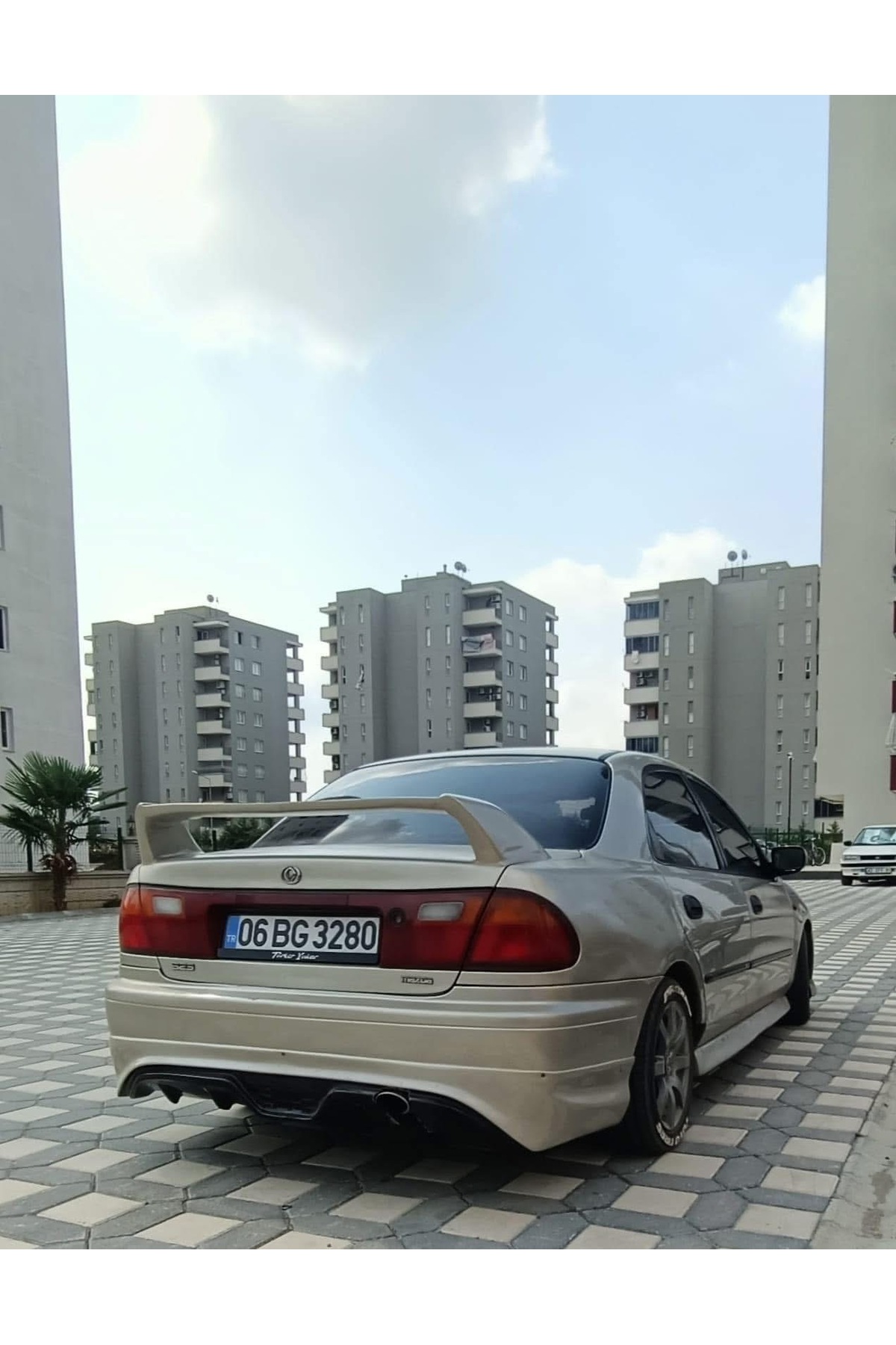 Aysimoto Dizayn Mazda 323 Arka tampon eki custom Difüzör - Fiyatı