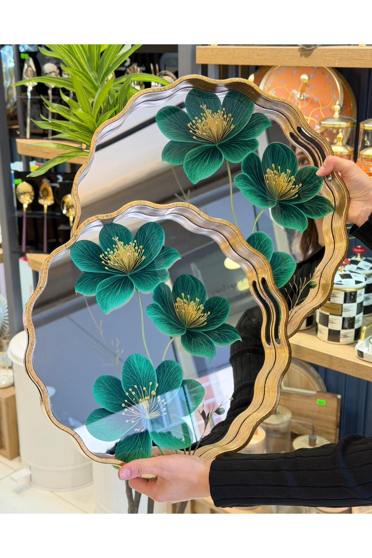 Luxury 2-Piece Emerald Averra Mirror Tray