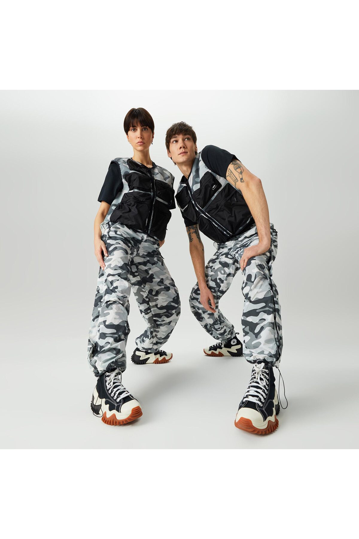 جلیقه توری زبانه دار، جلیقه خاکستری یونیسکس