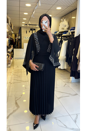 Vosse Moda İlgi Siyah Pelerin Detaylı Taş İşlemeli Piliseli Elbise