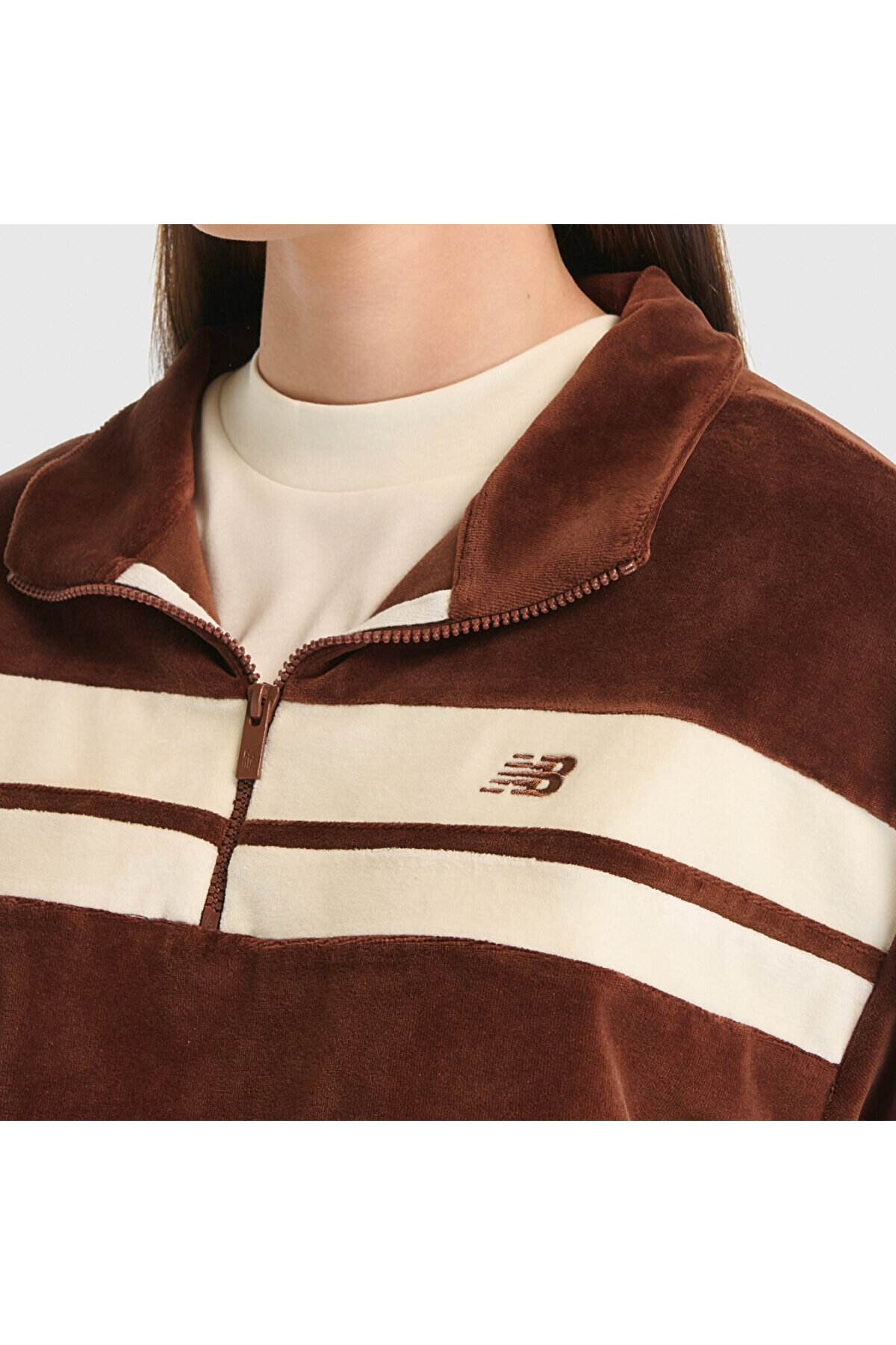 New Balance WNC3551 Kahverengi Kadın Sweatshirt görsel 4