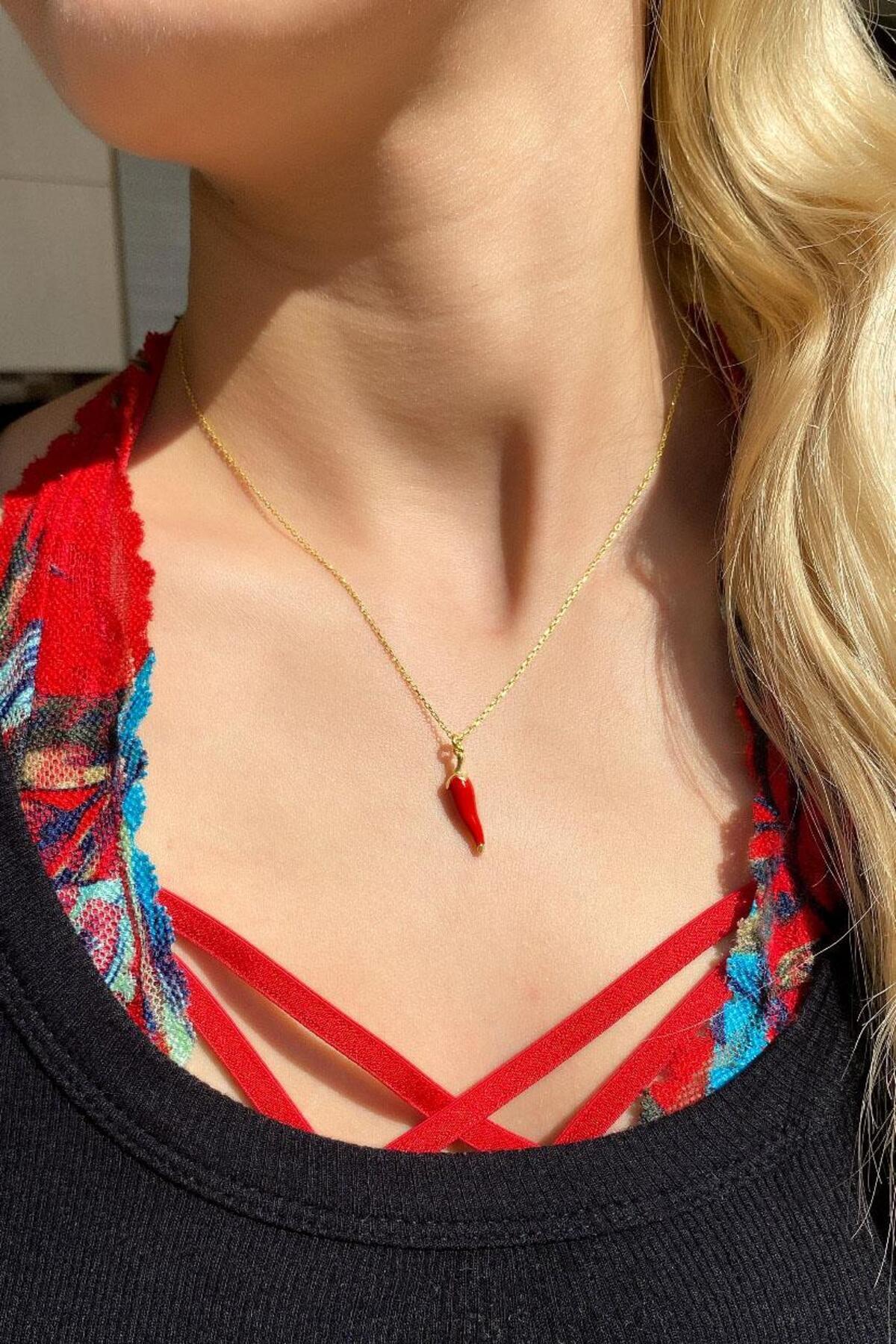 Spossy Silver Jewelry 925 Ayar Gümüş, 14 Ayar Gold, Kırmızı Mineli Biber Kolye