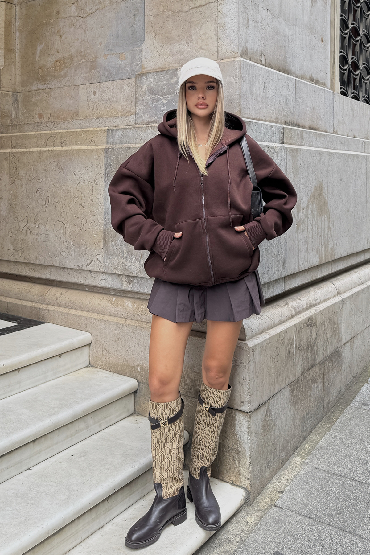 la & vetta Kahverengi Kapüşonlu Oversize Fermuarlı Şardonlu Sweatshirt görsel 7