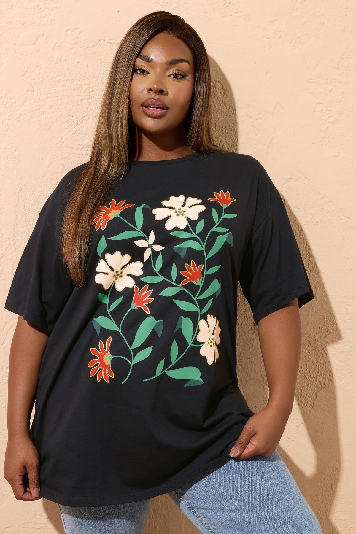 Stil Diva Büyük Beden Bisiklet Yaka Kısa Kollu Çiçek Desenli T-shirt 304197
