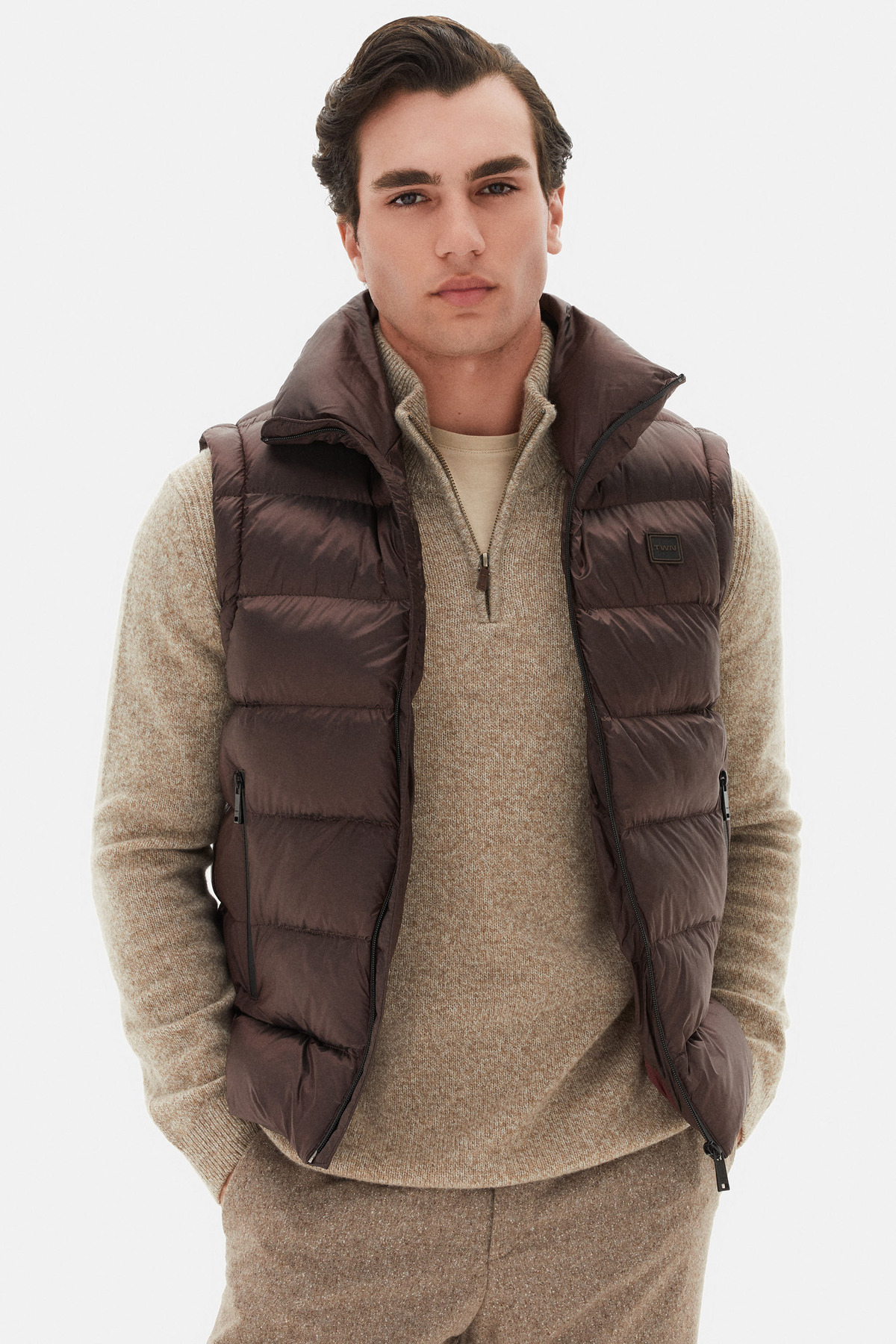  کت جلیقه‌ای ساده و اسلیم فیت زرشکی