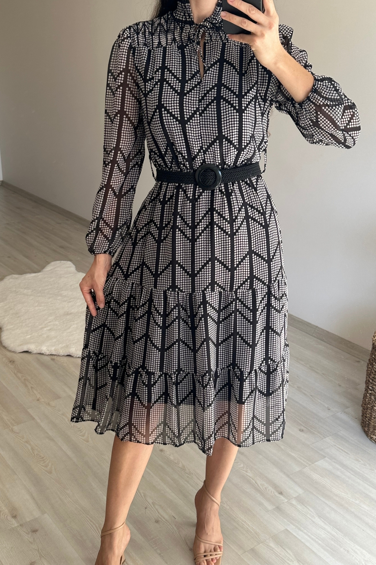 Neşeli Butik  kadın yaka lastikli küçük puantiyeli midi şifon elbise NM022 - Görsel 5