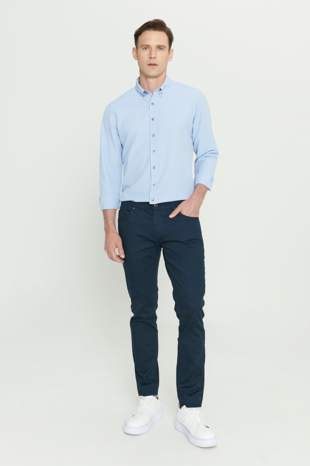 AC&Co / Altınyıldız Classics Erkek Lacivert Diz İzi Yapmayan 360 Derece Her Yöne Esneyen Slim Fit Diagonal Desenli Esnek Pantolon görsel 6