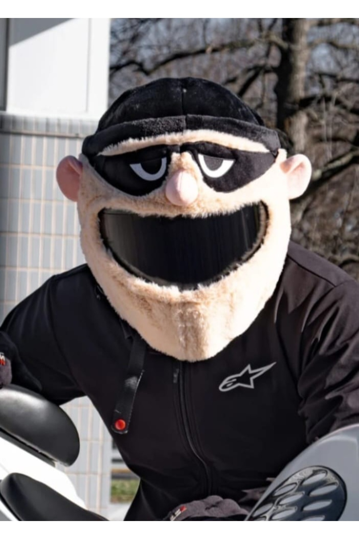 Beta Hırsız Peluş Kask Kılıfı