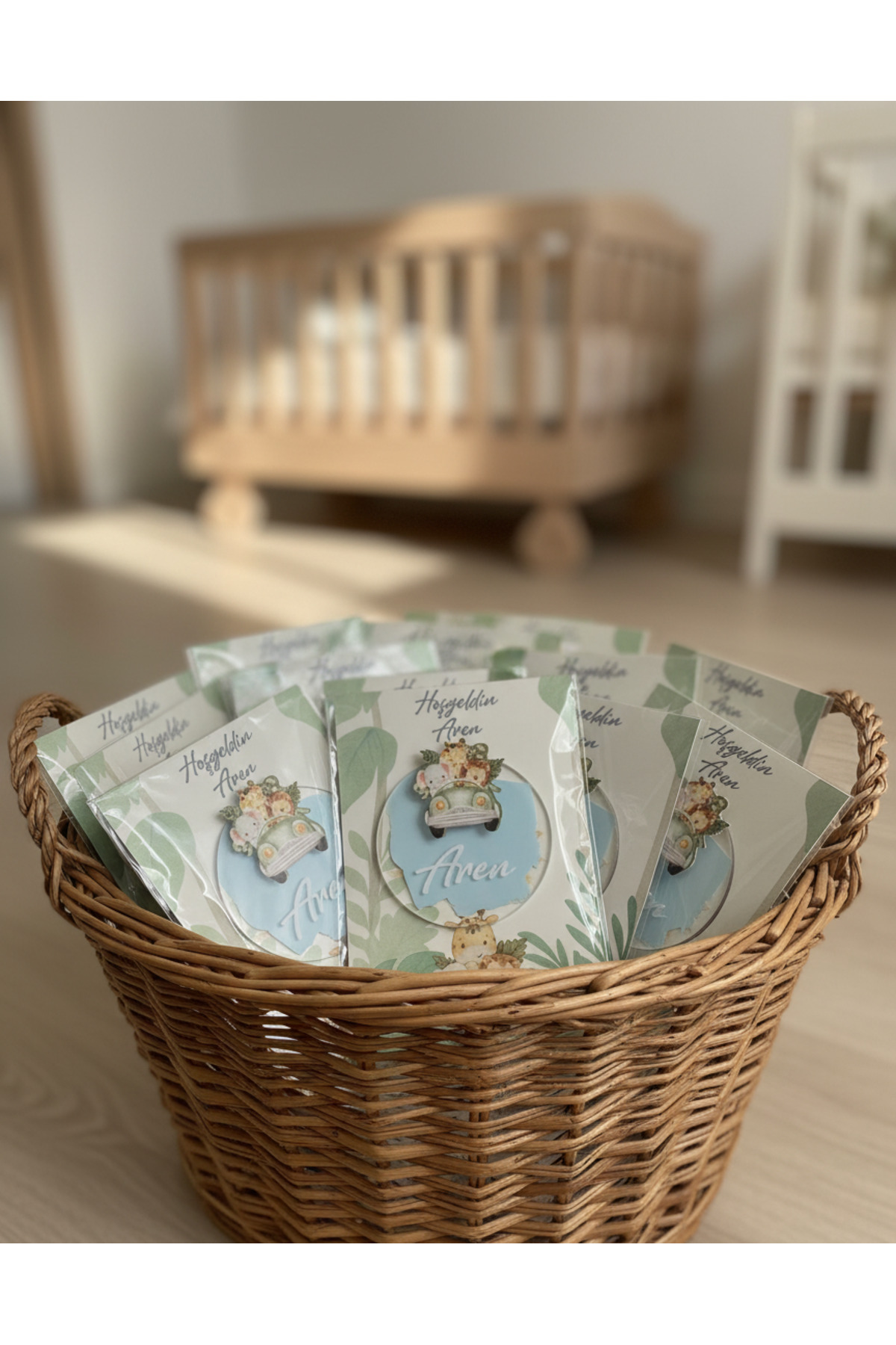 LABİREND PRODUCTS 10'lu paket Şeffaf Aslan Fil Zürafa Araba Figürlü Bebek Magnet Kartlı ve Jelatinli İsme Özel Hatıra fotoğrafı 2 (önizleme)