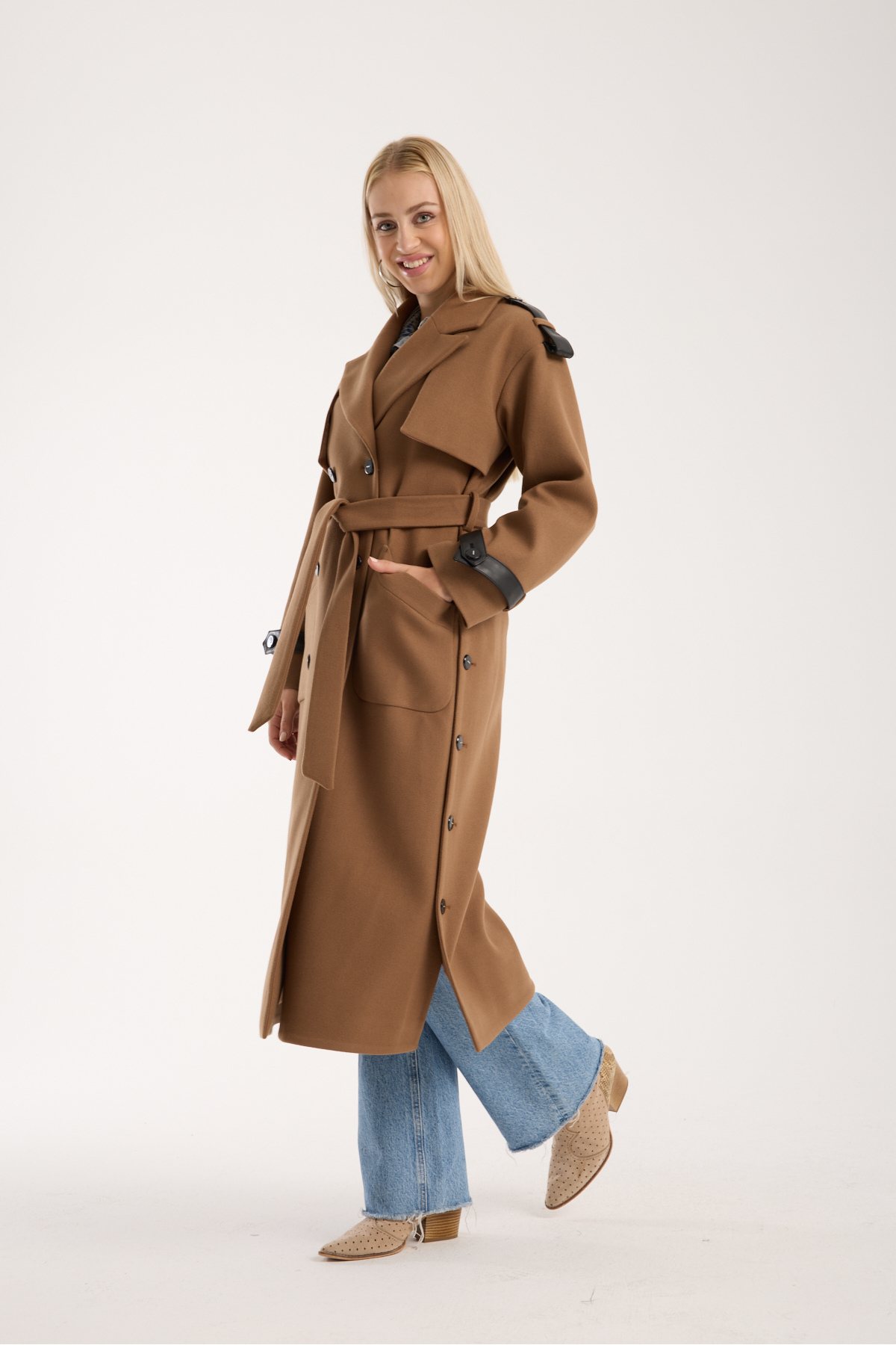 ŞEYDA ERTEM  KAHVERENGİ DERİ DETAYLI YÜNLÜ KAŞE UZUN MANTO - Görsel 3