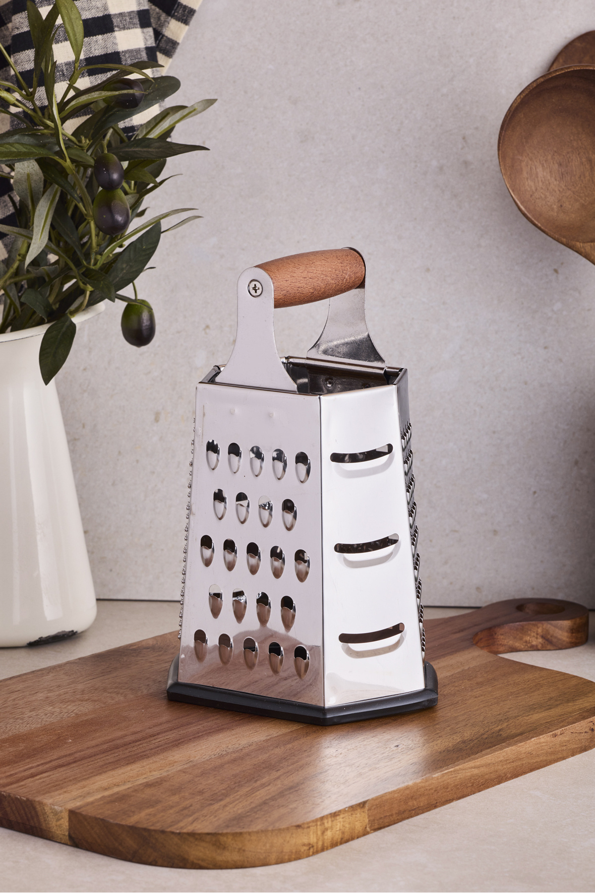 Perotti Grattugia Ergonomik Akasya Saplı Kutu Rende 20 cm Peynir ve Sebze Rendesi