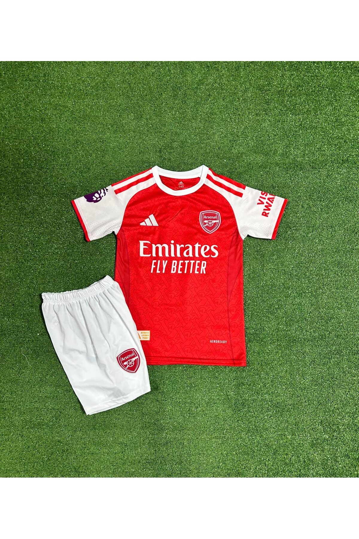 Nevruz Arsenal 2025/26 Yeni Sezon Viktor Gyökeres İç Saha Çocuk