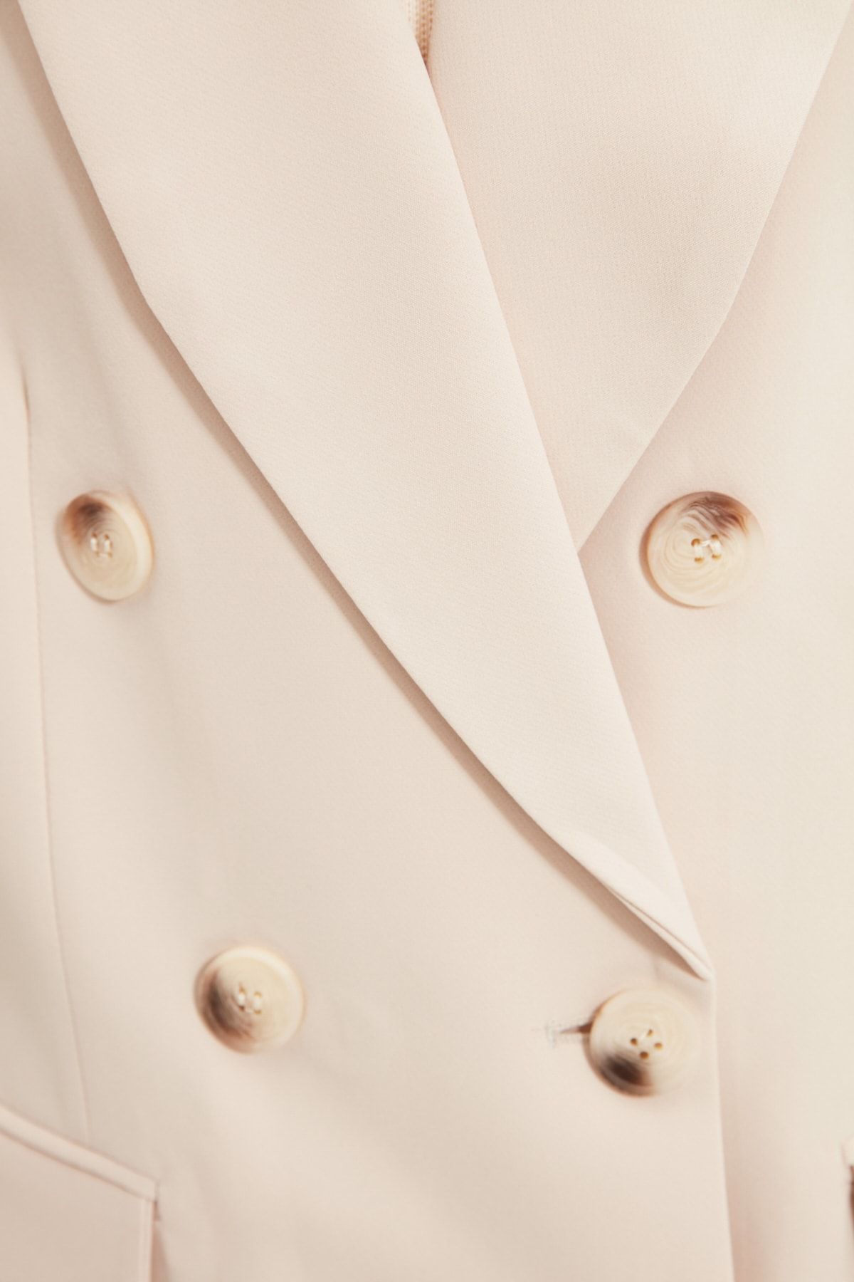Trendyol Collection-Beige, übergroße, gefütterte Blazerjacke aus Webstoff TWOAW20CE0130 4