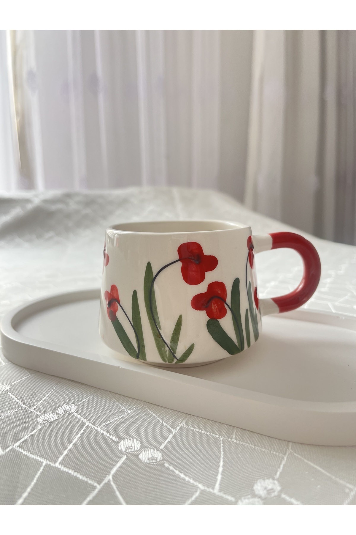 Kırmızı Çiçek Detaylı Kupa Bardak Çay Kahve Fincanı 200 ml