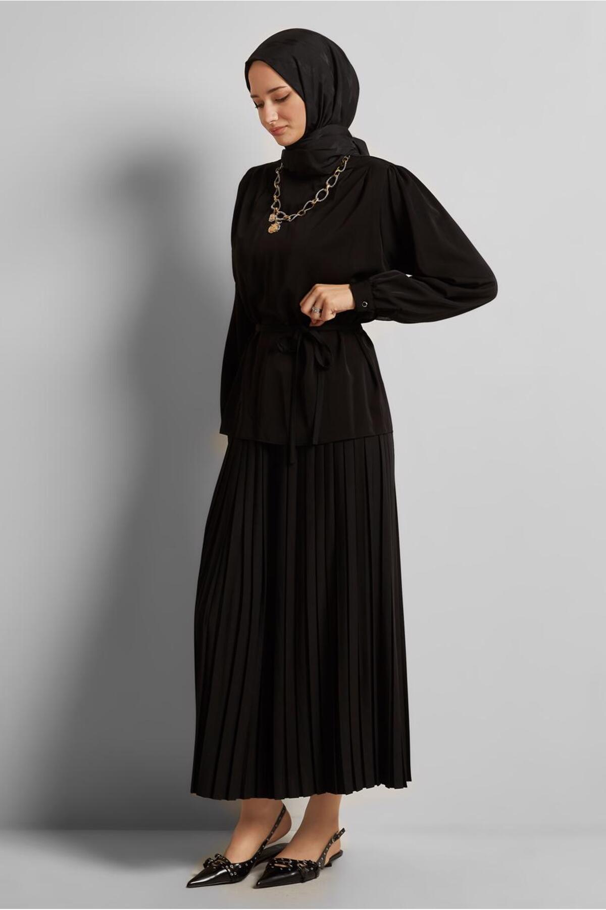 آلوینا ست دامن توری ۴۵۷۵۶ آلوینا ست دامن توری ۴۵۷۵۶