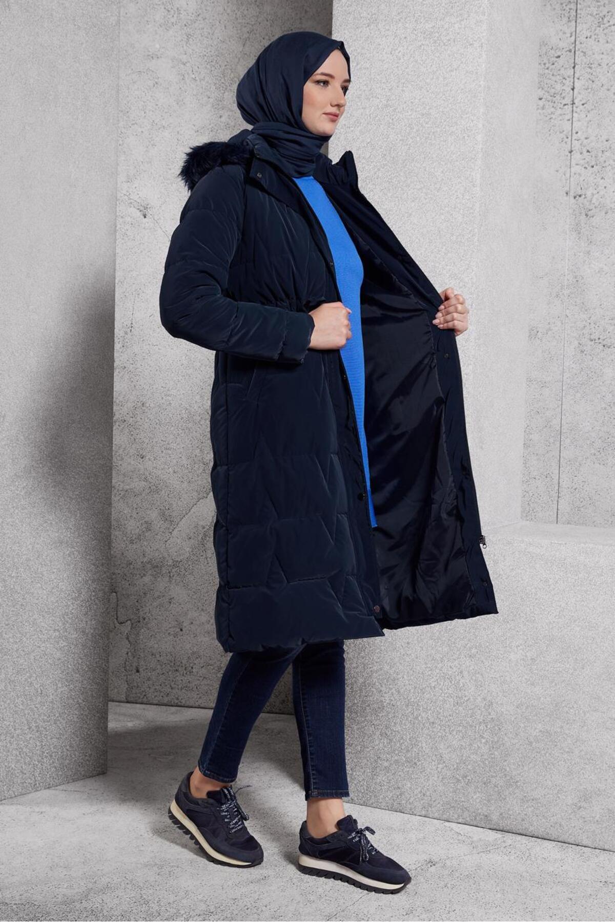 آلوینا کاپشن کلاه‌دار قابل جدا شدن ۹۰۵۲۰