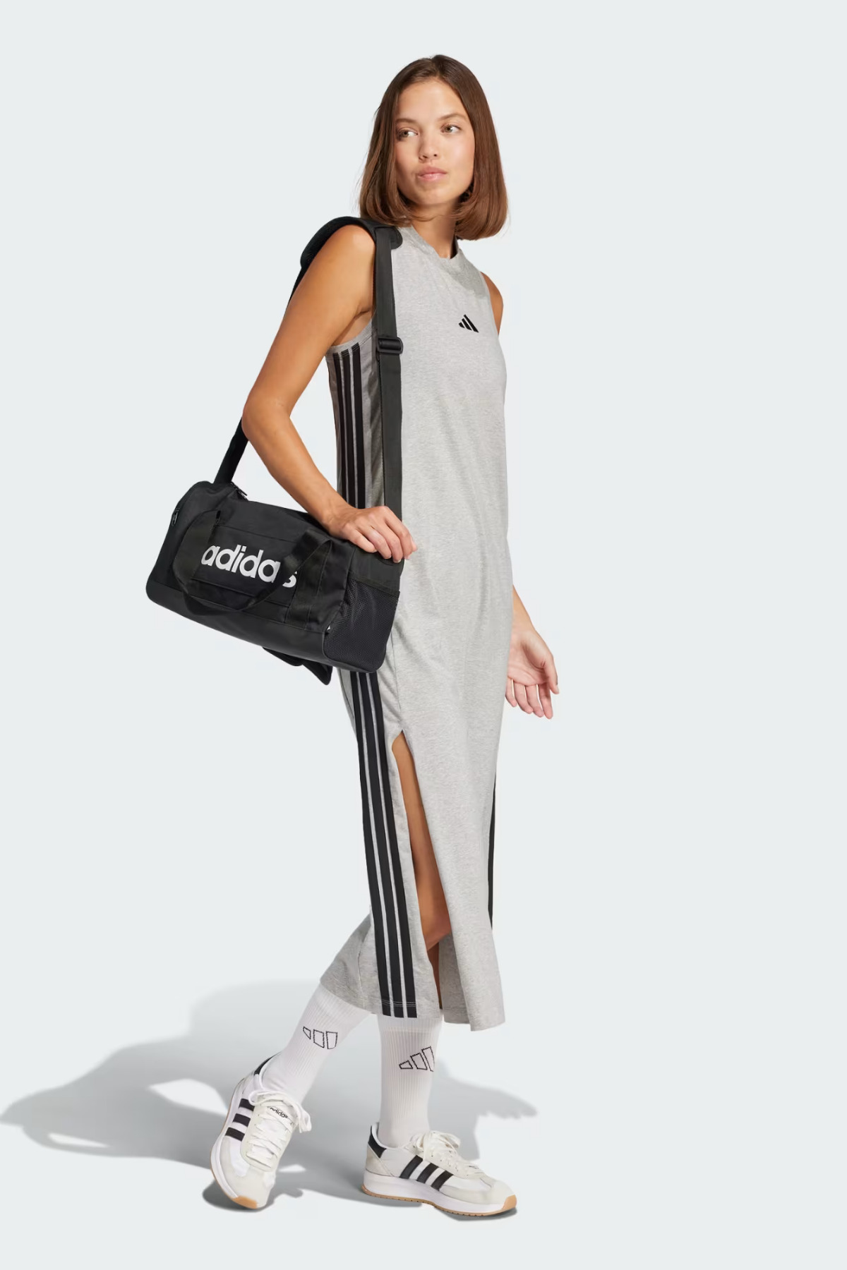 adidas Linear 12,5 L Spor Çantası JE8347 - Ekstra Küçük Tek Ebat siyah görsel 3