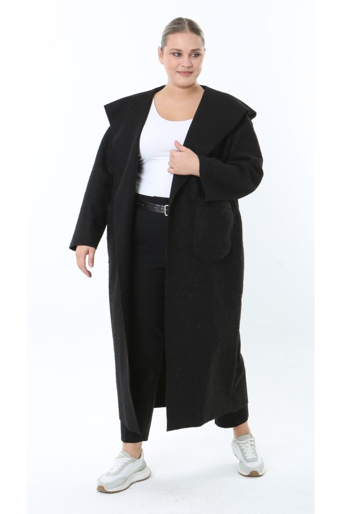 Butik Nilyam Kadın Büyük Beden Uzun Kapüşonlu Devrik Yaka Kırçıllı Kaşe Mont Kaban 25056